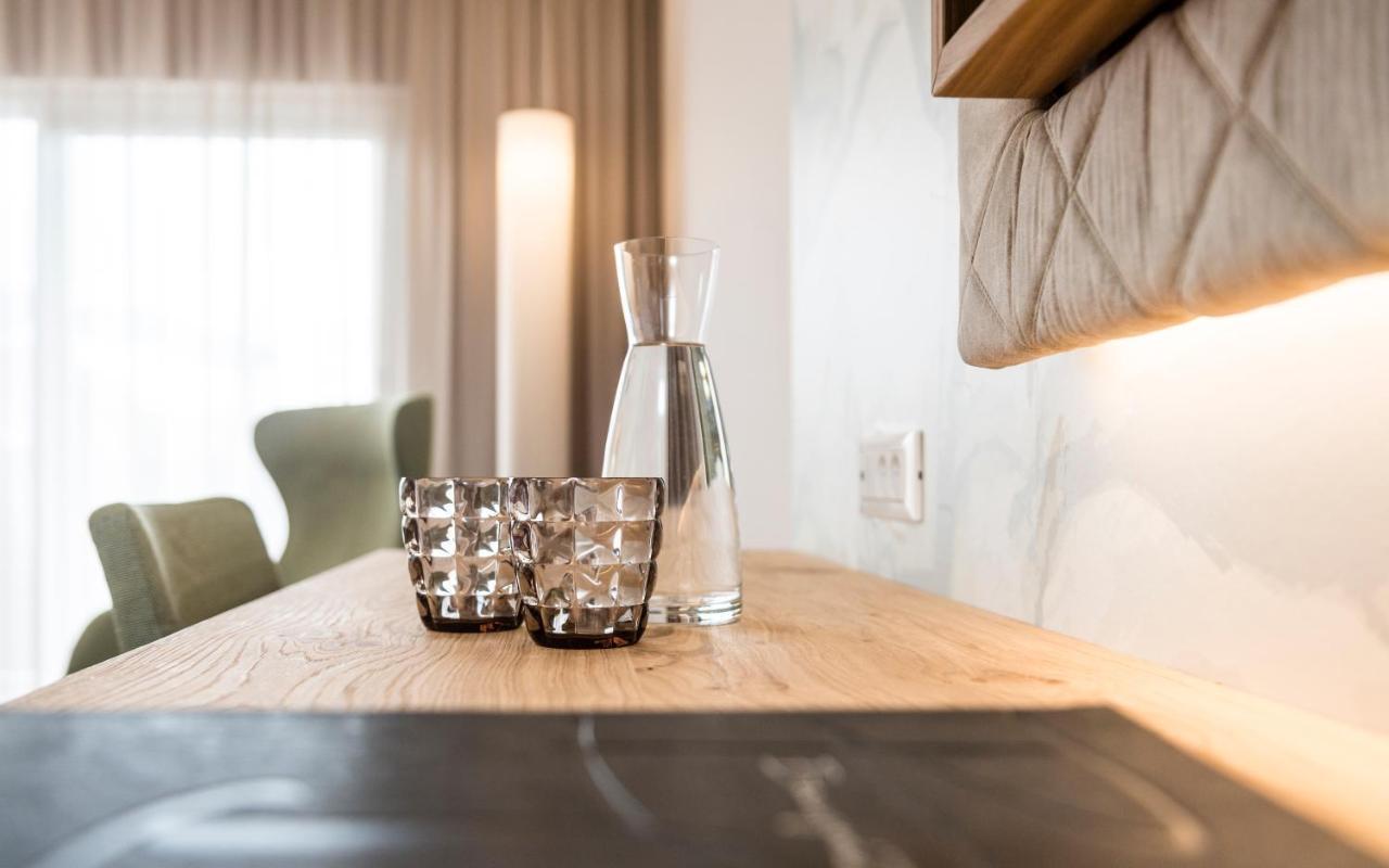 Baumgartner'S Blumenhotel Schenna Eksteriør billede